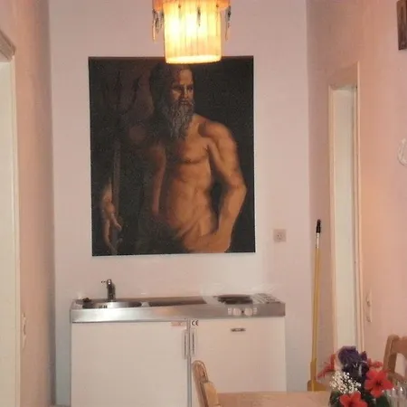 Alpha Apartament *